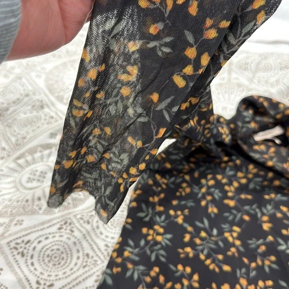 Ganni Women’s Black Floral Long-Sleeve Turtleneck Top - Picture 3 of 4